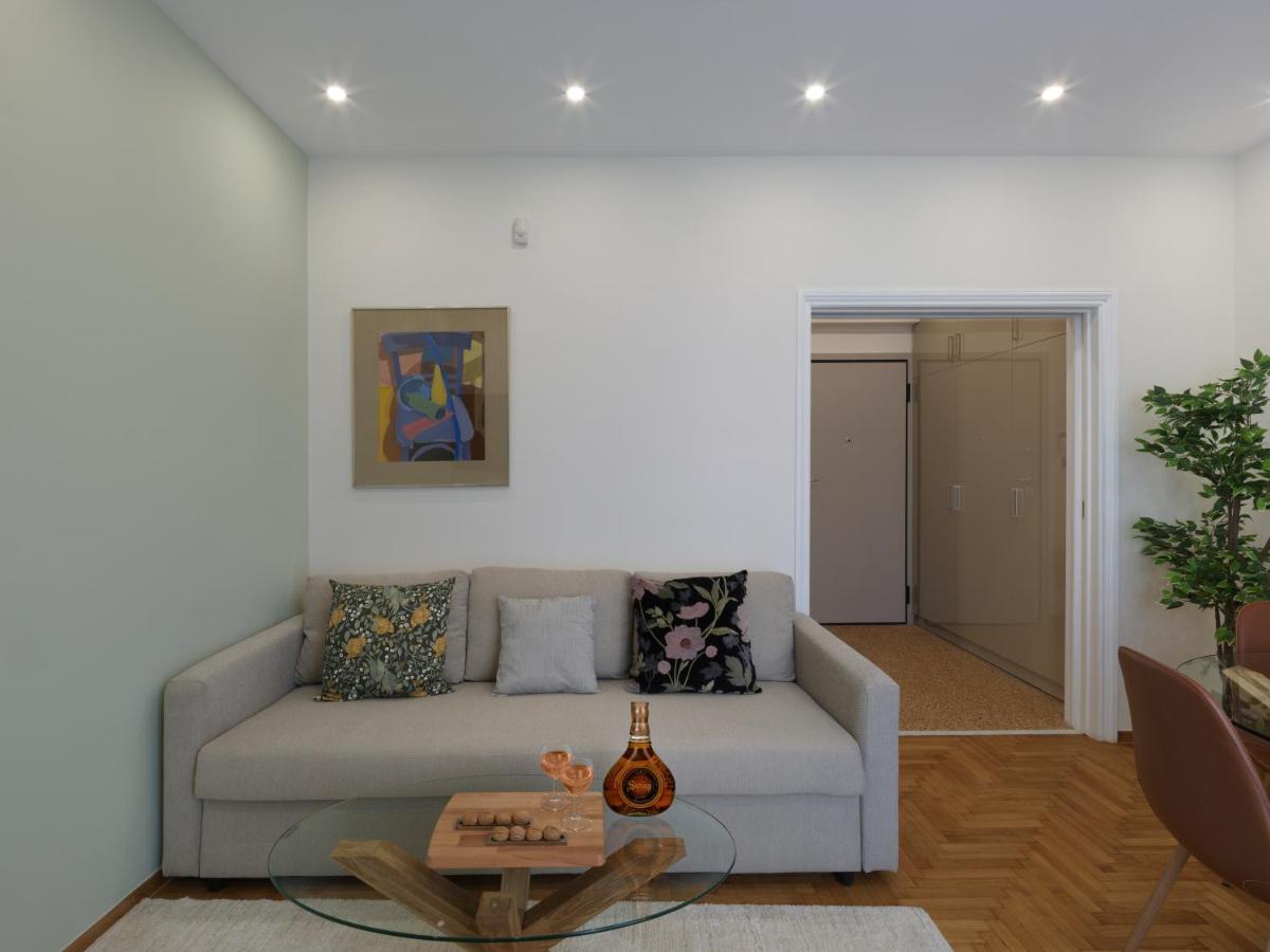 Metro Fix Apartment Atenas Exterior foto