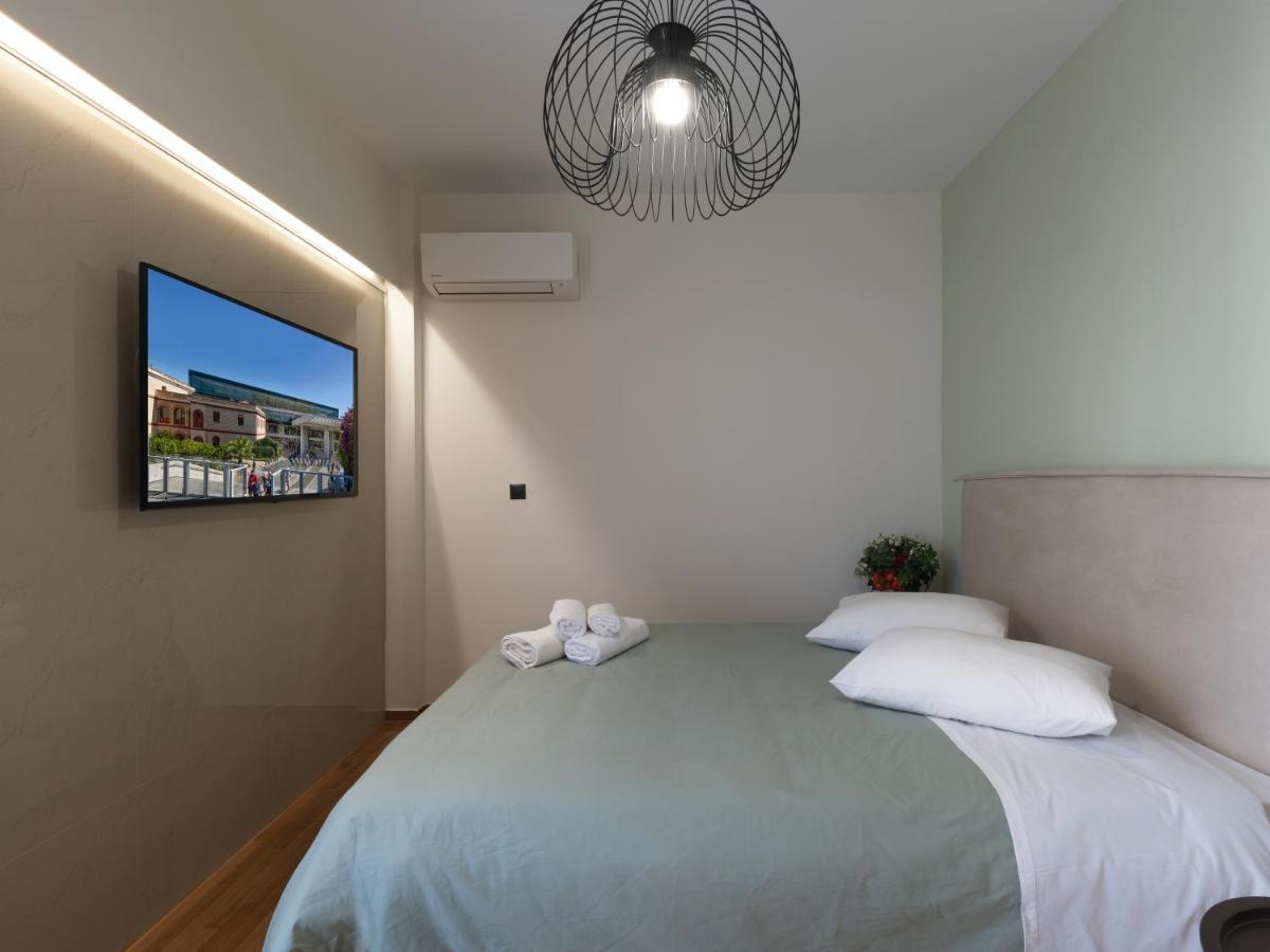 Metro Fix Apartment Atenas Exterior foto