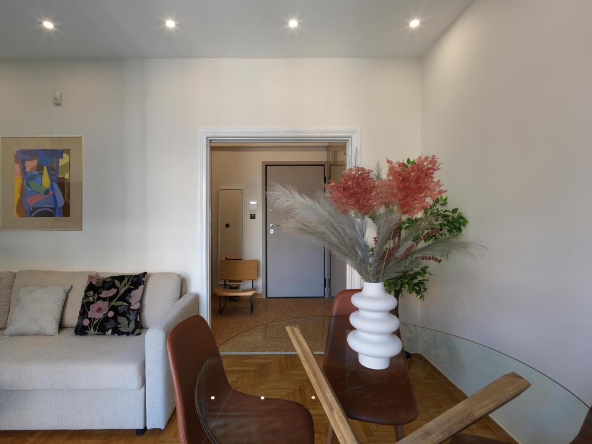Metro Fix Apartment Atenas Exterior foto